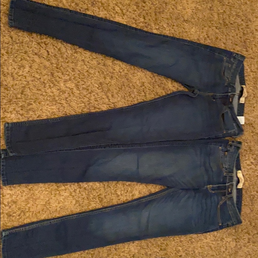 2pair Hollister jeans ladies